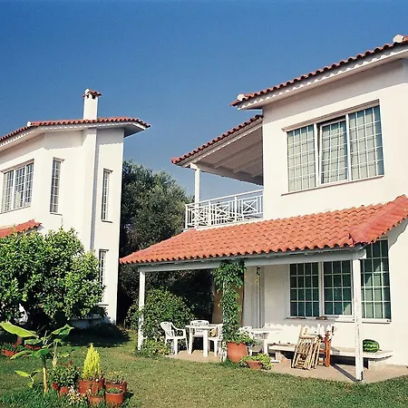 Nicolas Village Club * Neos Erineos