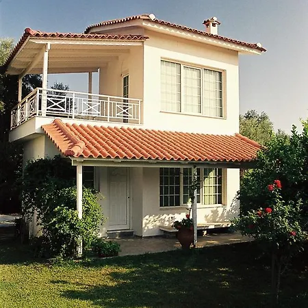 Nicolas Village Club