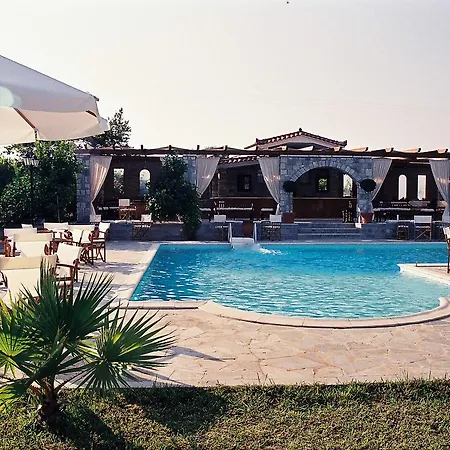 Nicolas Village Club * Neos Erineos