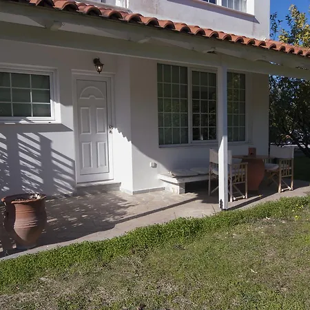 Konukevi Nicolas Village Club