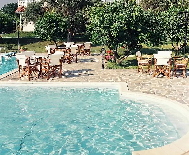 Affittacamere Nicolas Village Club Neos Erineos