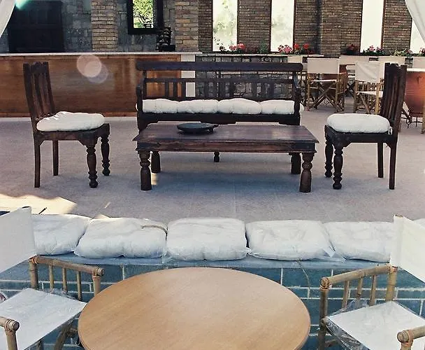 Nicolas Village Club