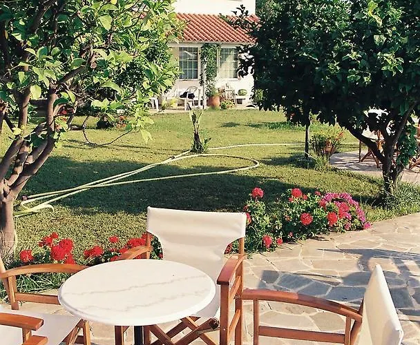 Casa de hóspedes Nicolas Village Club Neos Erineos