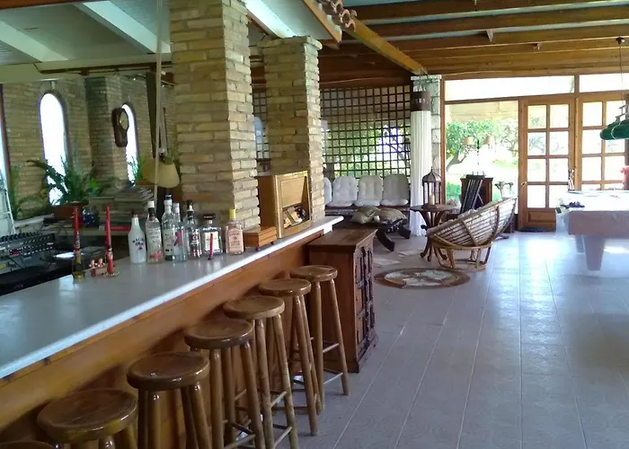 Casa de hóspedes Nicolas Village Club