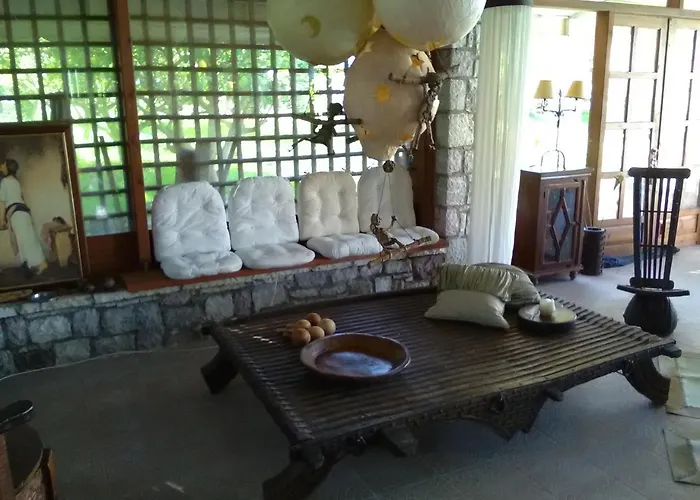 Affittacamere Nicolas Village Club