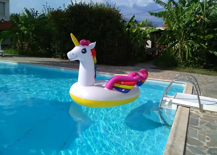 Casa de hóspedes Nicolas Village Club