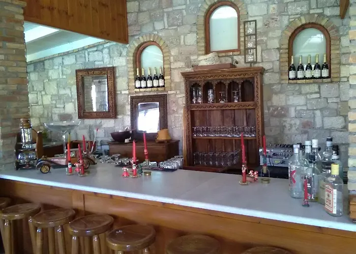 Nicolas Village Club Affittacamere Neos Erineos